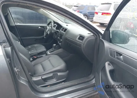 2012 Volkswagen Jetta 2.5L Se z USA, uszkodzony, nr VIN 3VWDP7AJ2CM451037